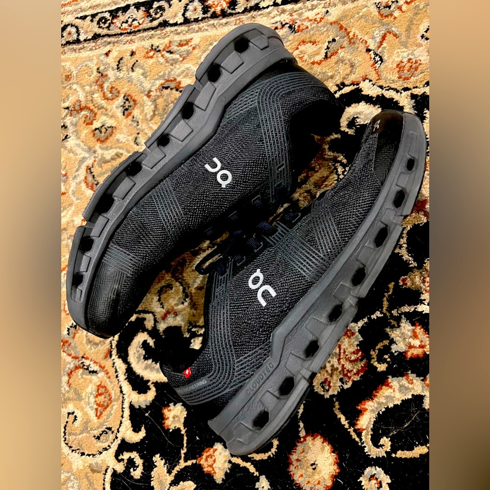 On Cloudgo Black Shoes